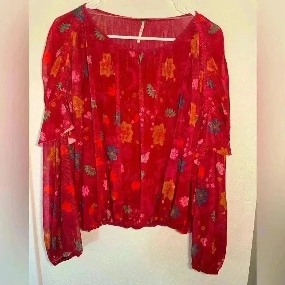 Free People Floral Print Mesh Top Ruched Balloon
Sleeve Peasant Top Size Small